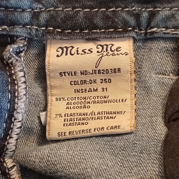 Miss Me Jeans, Size 28, Distressed, Bedazzled, Mid-Rise, 28W x 29L - Picture 10 of 12